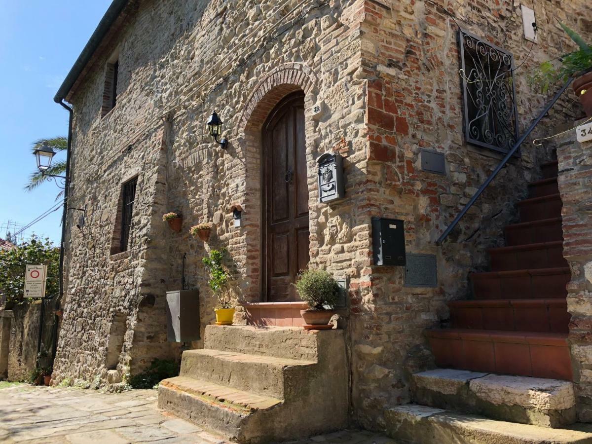 La Casa Nel Castello E Il Giardino Segreto Villa Suvereto Eksteriør bilde